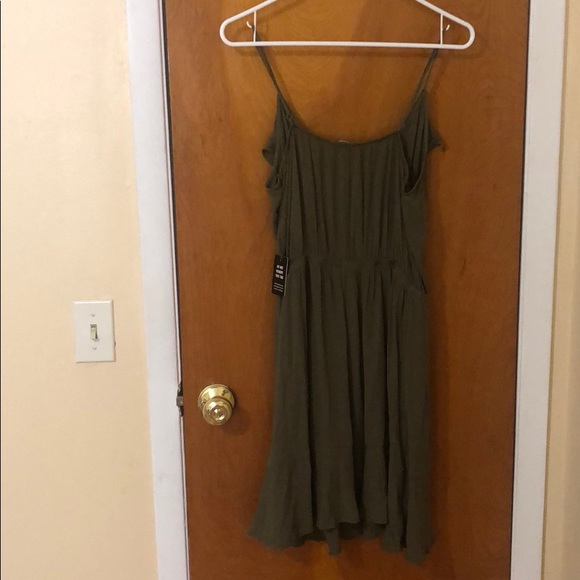 Express Dress - Picture 2 of 2